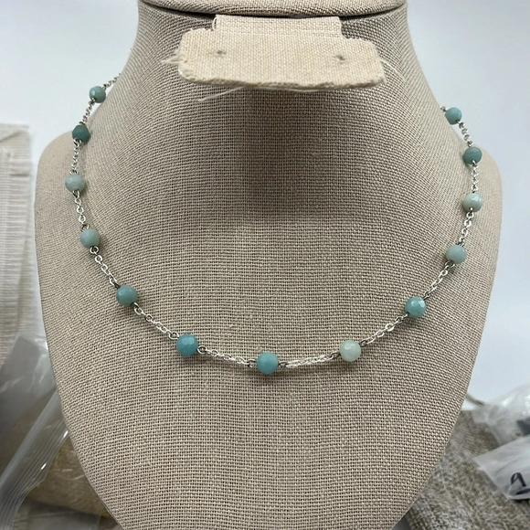 Vintage Napier Silver Tone Necklace with Aqua Blue Stones 14"-16" - Picture 2 of 10